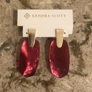 Aragon Gold Drop Earrings in Berry Illusion